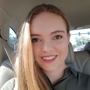 Meet your Posher, Ashlee